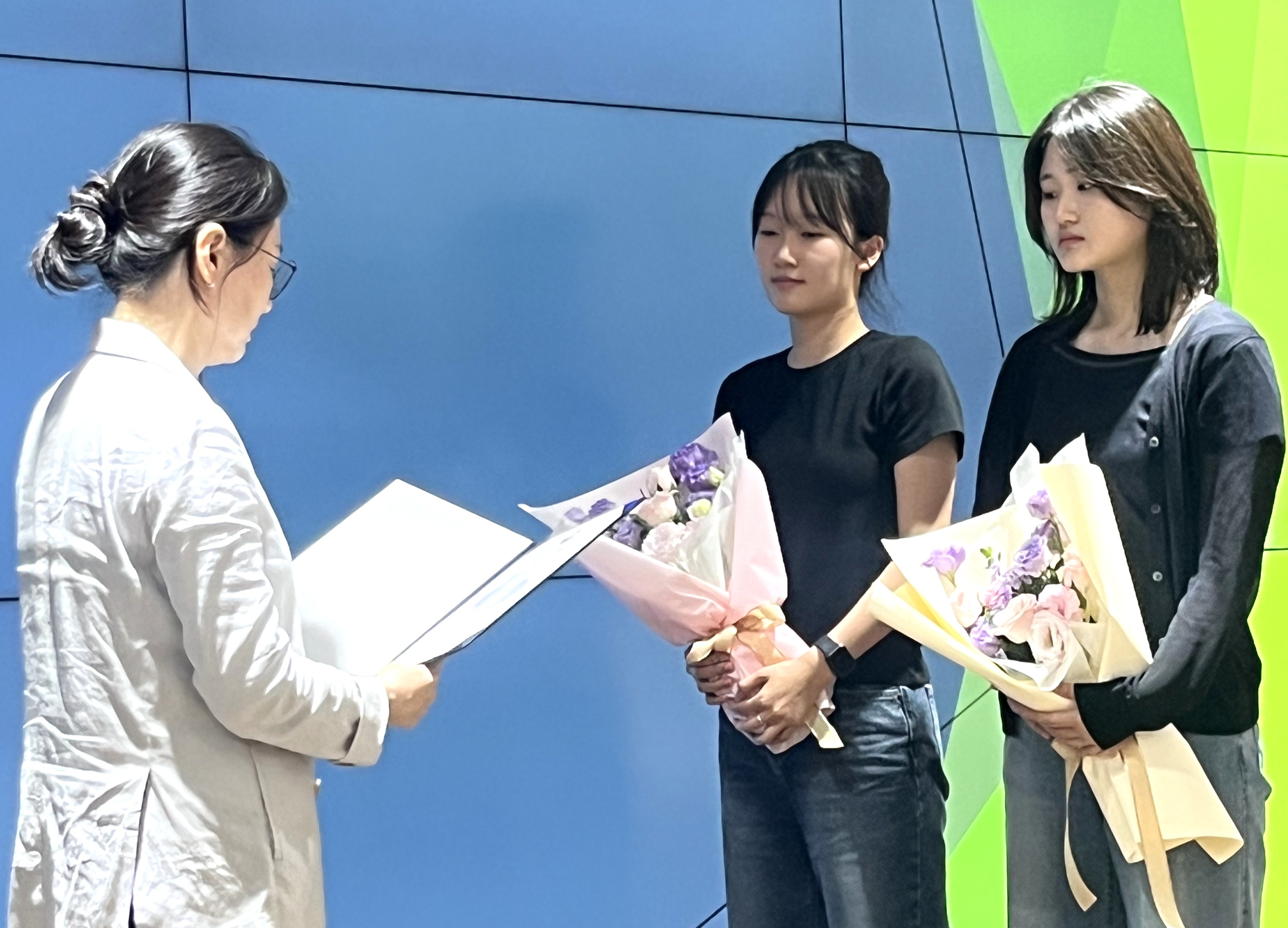 배서현, 백채원, 소비자교육 콘텐츠 공모전 대상 영예 사진